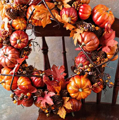 Compare to aroma PUMPKIN WREATH by Yankee ® F20577