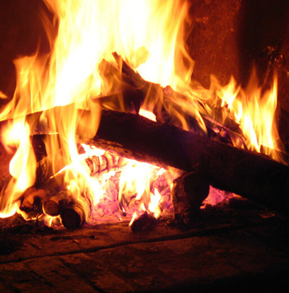 Compare to aroma FIRESIDE by BBW®