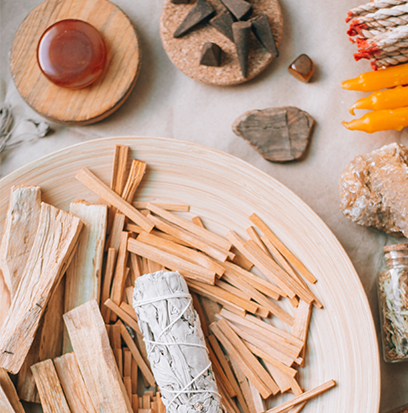 Compare to aroma AMBER AND SANDALWOOD by Yankee Candle ®